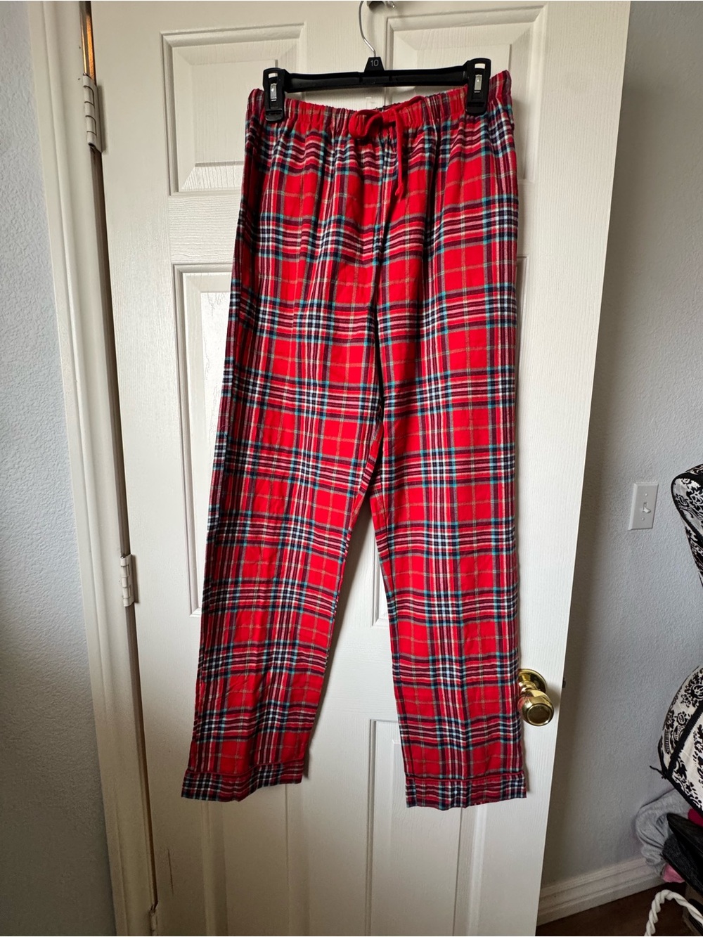 3/$15 NWT. Wondershop Red Plaid Fleece Lounge Sleepwear